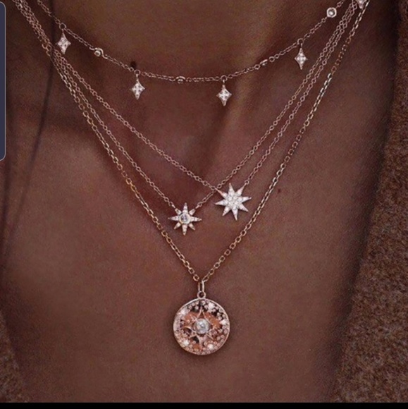 Jewelry - Gold tone stars pendant necklace Jewelry - Gold tone stars pendant necklace